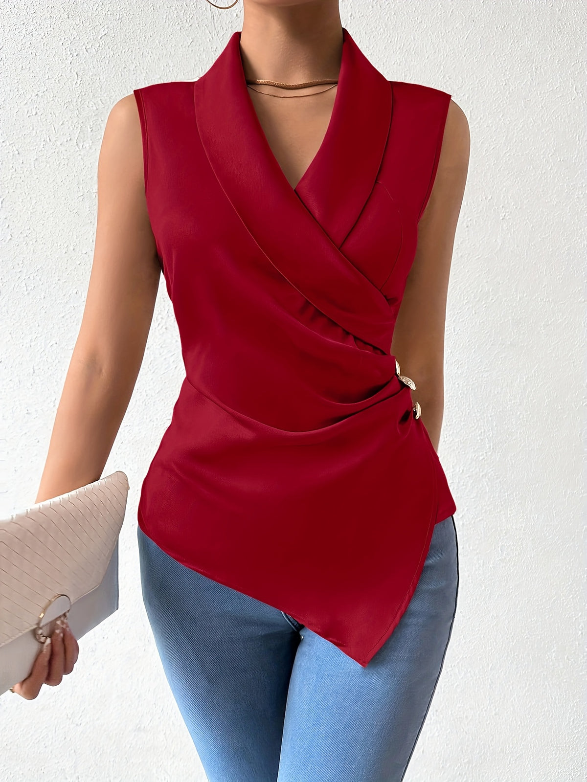 Sleeveless Turn-Collar Cinched Top