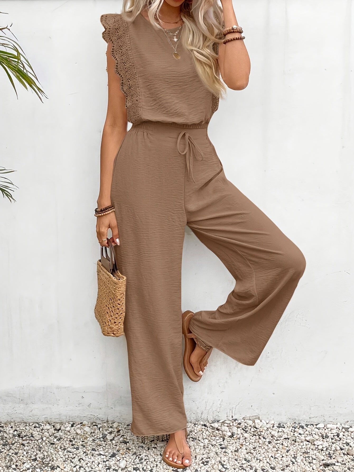 Chic Lace Contrast Shorts Set